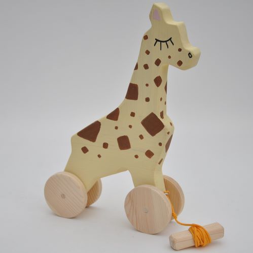 Koka rotaļlieta velkamā Žirafe "Žozi" - īpaši liela izmēra figuriņa bērnu spēlem. Barin Mašīnas no Barin.lv internetveikalā par ražotāja cenam. Pērc izdevīgi - tagad ir akcijas!