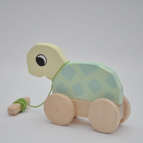 Koka Rotaļlietas Džungļu iemitnieki bērniem: Hameleons no 1 gadu vecam bērnam. Tikai Barin.lv internet veikalā.