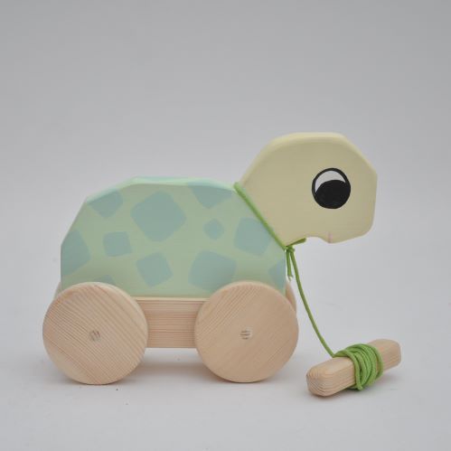 Koka Rotaļlietas Džungļu iemitnieki bērniem: Hameleons no 1 gadu vecam bērnam. Tikai Barin.lv internet veikalā.