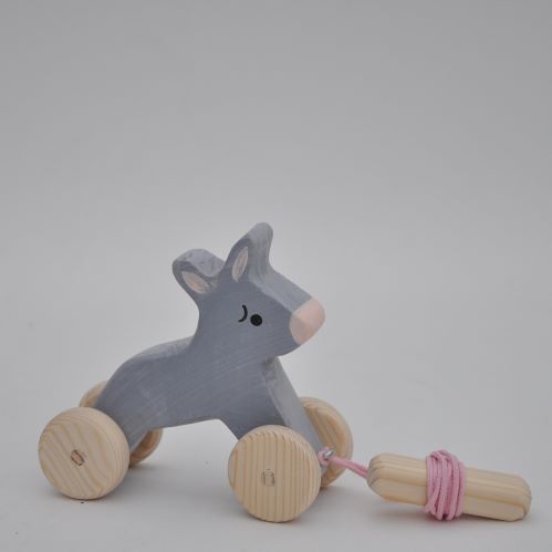 Attīstošās Koka Rotaļlietas - Pasakas Varonis: Ēzelis no 1 gadu vecam bērnam. Tikai Barin.lv internet veikalā.