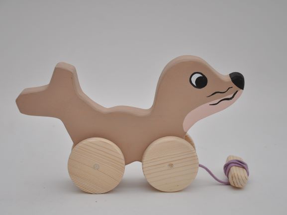 Bērnu rotaļlietas attīstībai Jūsu mazulim. Jūras iemitnieki: Jūras Ronis Bešā krāsā velkamā koka rotaļlietas tikai Barin.lv internet veikalā ar piegādi.