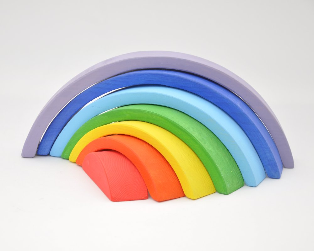 Rotaļlietas berņiem pirkt internetā Barin.lv veikalā ar piegādi mājās! Dubultā Koka Varavīksnes Barin XL lielā izmerā koka piramīda Jūsu Mazuļa Montesori attīstošām nodarbībām un izklaidei!