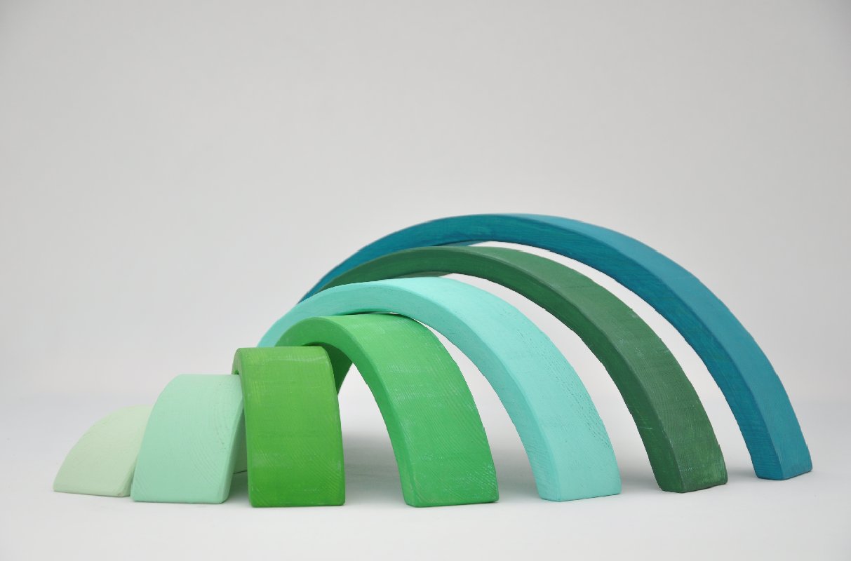 Rotaļlietas pērc online Barin.lv interneta veikalā ar piegādi mājās! Smaragda Zaļa Barin Varavīksne, XL lielā izmerā koka piramīda Jūsu Mazuļa Montesori attīstošām nodarbībām un izklaidei!