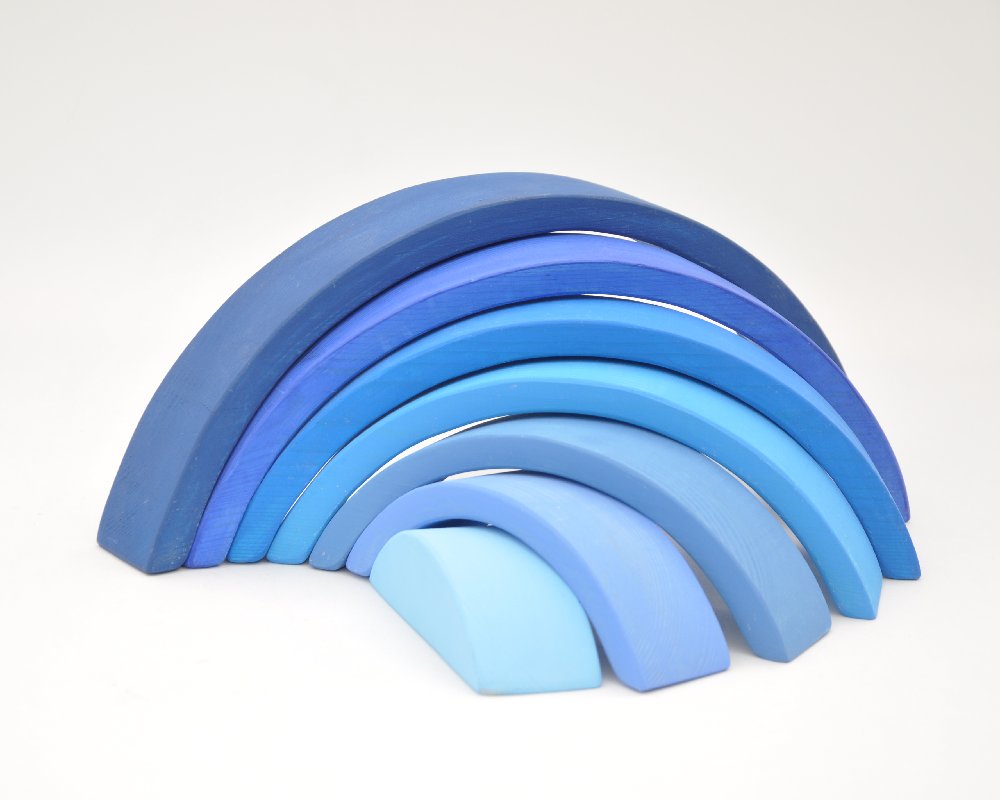 Koka Varavīksnes pērc online Barin.lv internetveikalā ar piegādi mājās! Tumši Zilā krāsā Barin Koka Varavīksne, XL lielā izmerā koka piramīda Jūsu Mazuļa Montesori attīstošām nodarbībām un izklaidei!